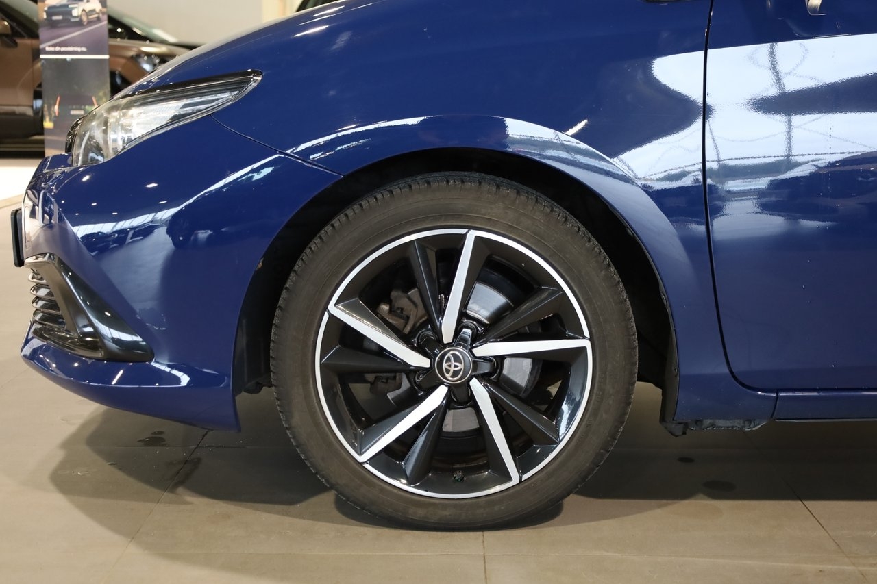 Toyota Auris 2018, bild 7/10