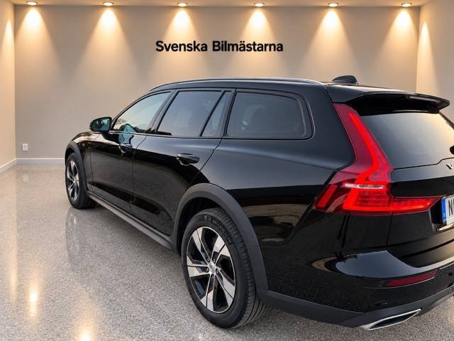 Volvo V60 Cross Country B4 Diesel 2021, bild 7/10