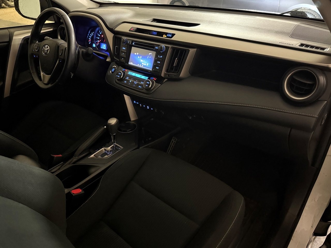 Toyota RAV4 2.0 Edition 2015, bild 7/10