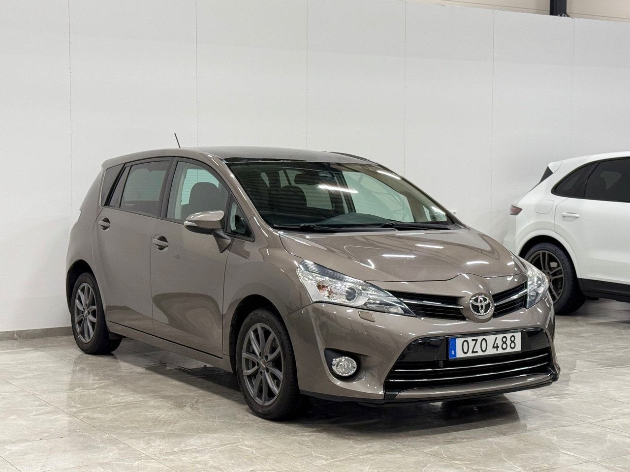 Toyota Verso 1.8 Active Plus 2016, kuva 2/10