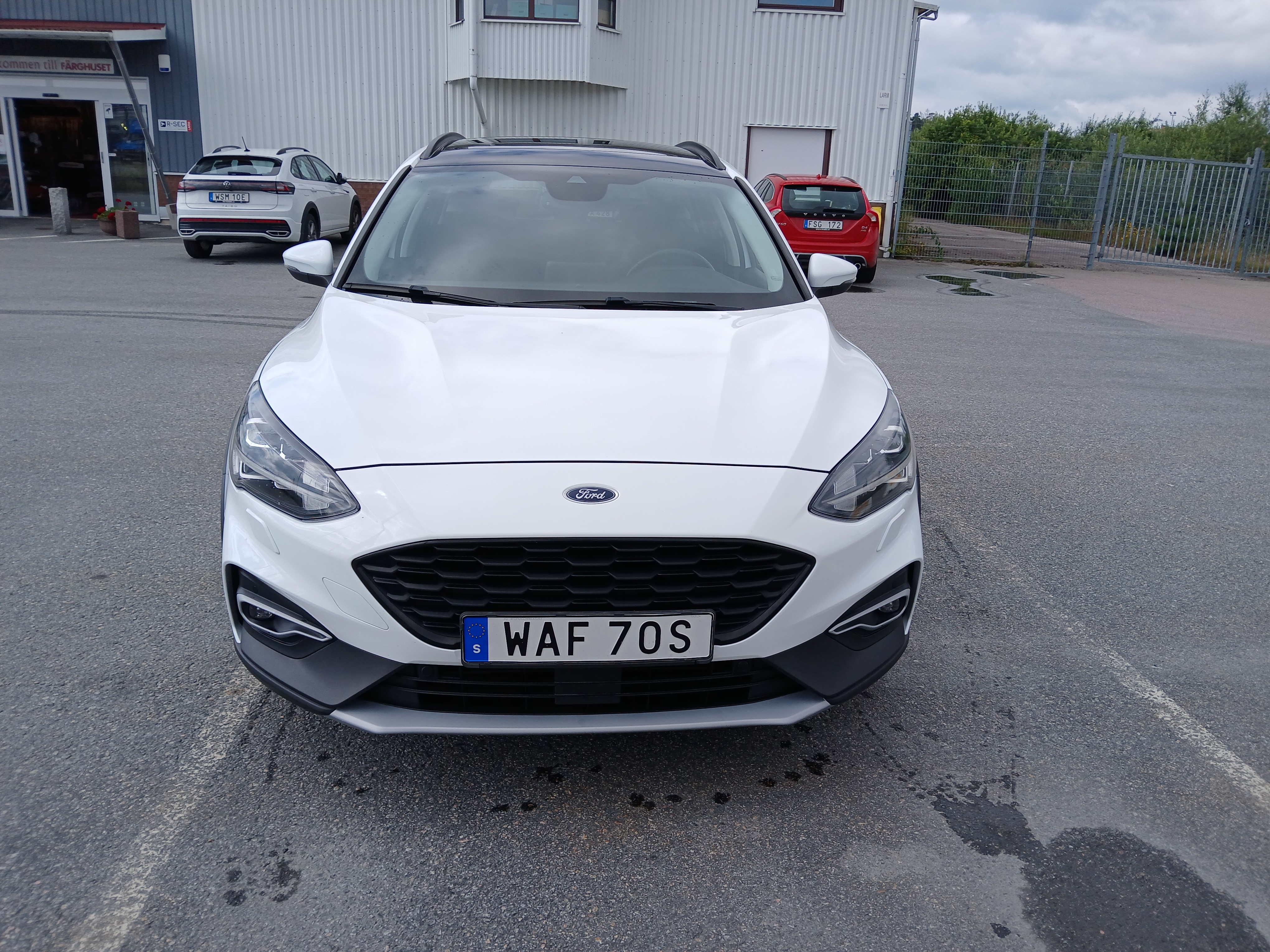 Ford Focus Active 1.0 EcoBoost 2019, photo 2/10