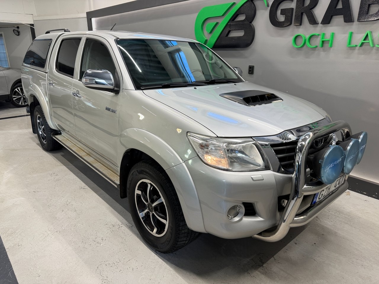 Toyota HiLux 2012, kuva 7/10
