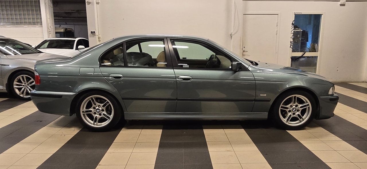 BMW 525 i Sedan M Sport Euro 4 2003, bild 5/10