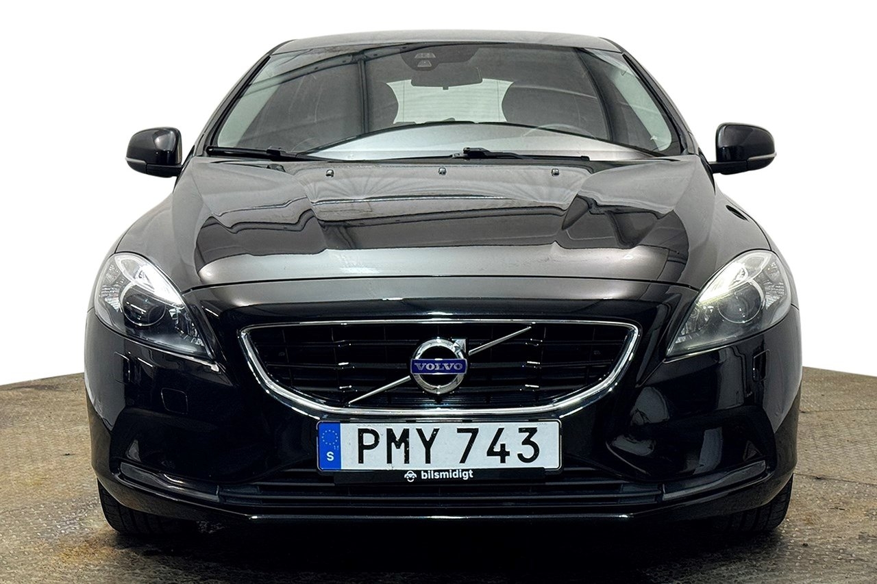 Volvo V40 D3 Momentum Business Pro 2016, bild 3/30