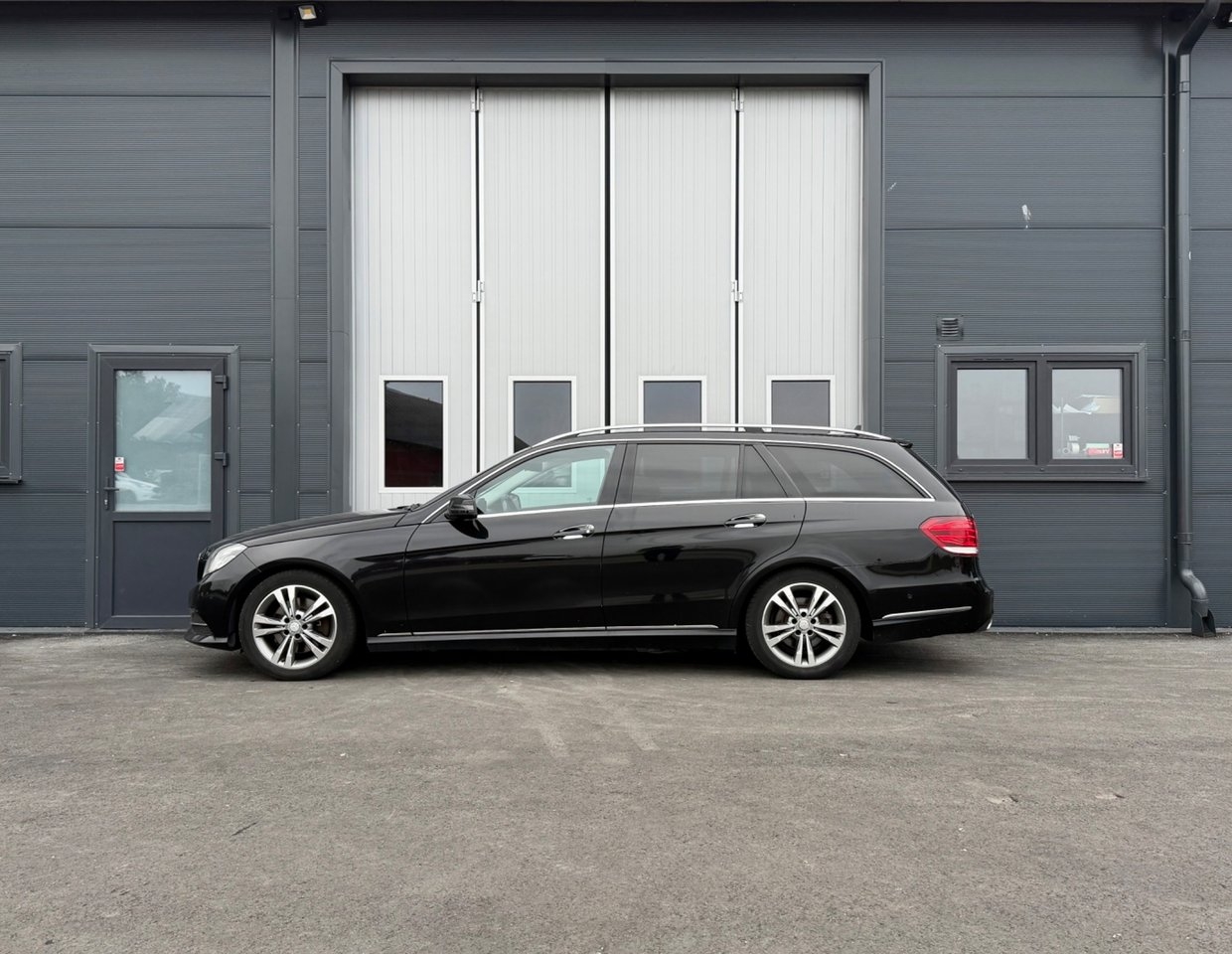 Mercedes-Benz E 2016, bild 6/10