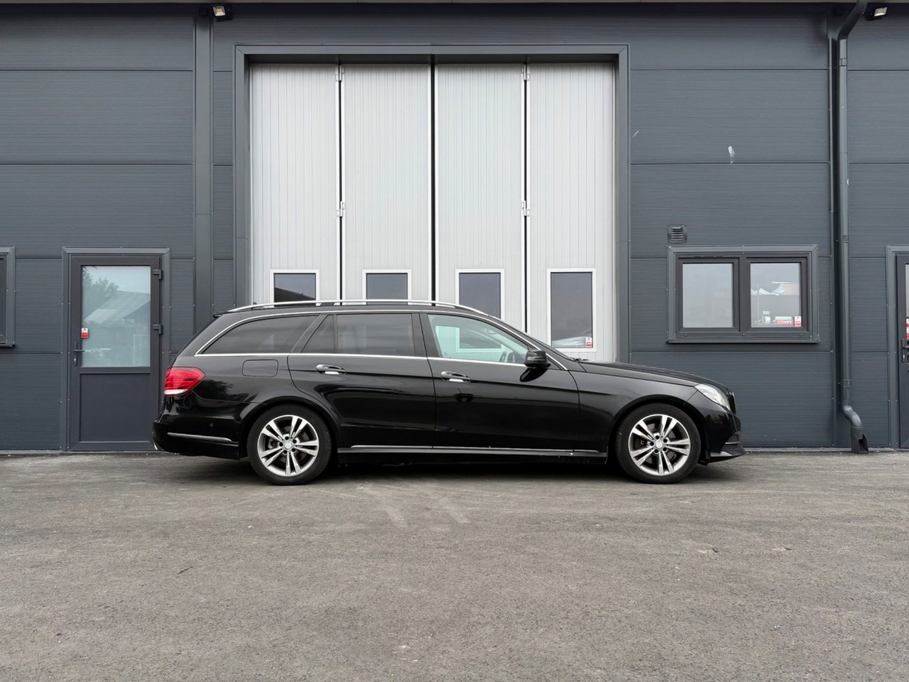 Mercedes-Benz E 2016, bild 5/10