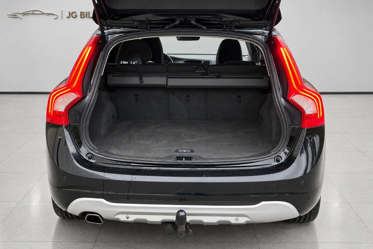 Volvo V60 Momentum 2012, kuva 7/10