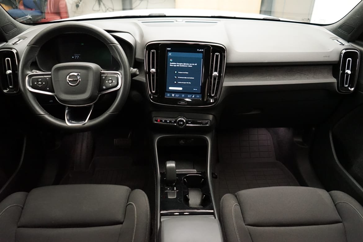 Volvo XC40 Plus 2023, kuva 6/10