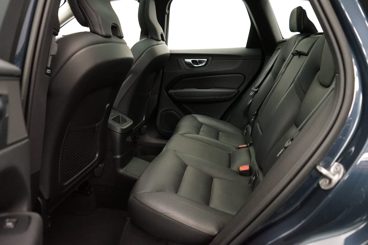 Volvo XC60 T6 Core 2023, bild 7/10
