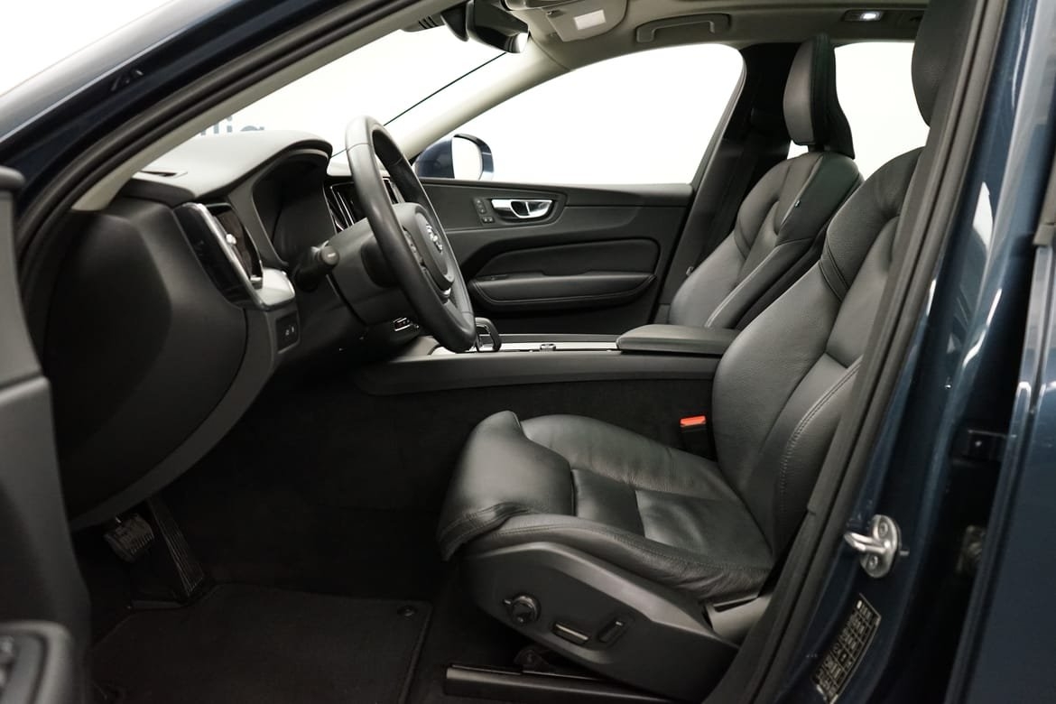Volvo XC60 T6 Core 2023, bild 5/10
