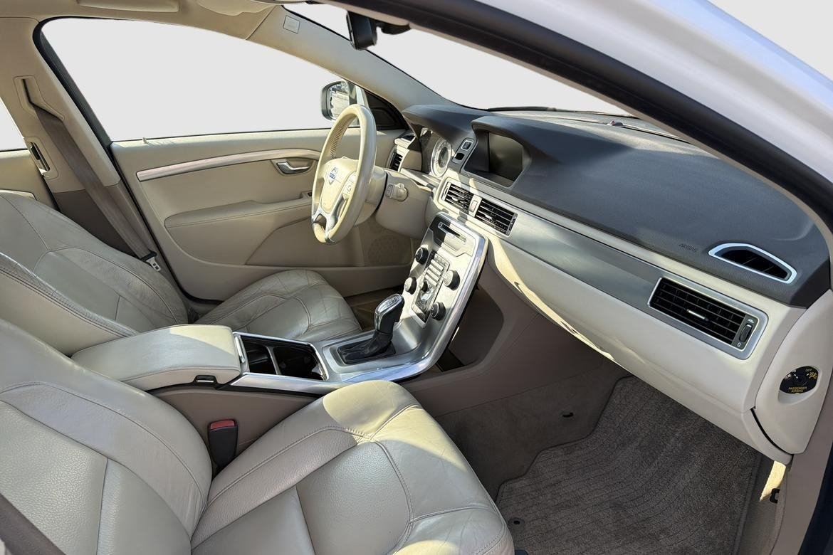 Volvo V70 D5 Summum 2013, bild 6/10