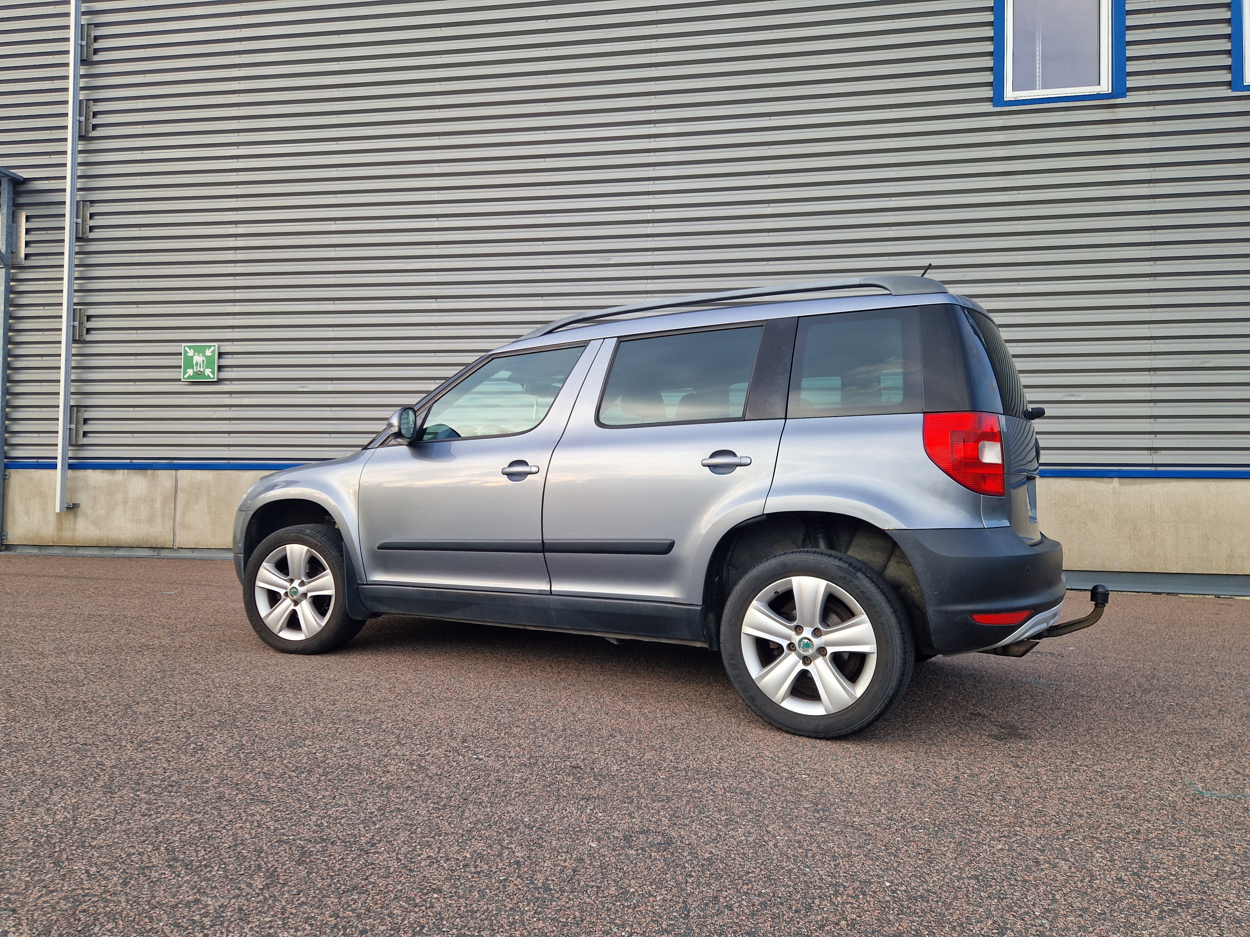 Skoda Yeti 1.2 TSI 2012, bild 2/8