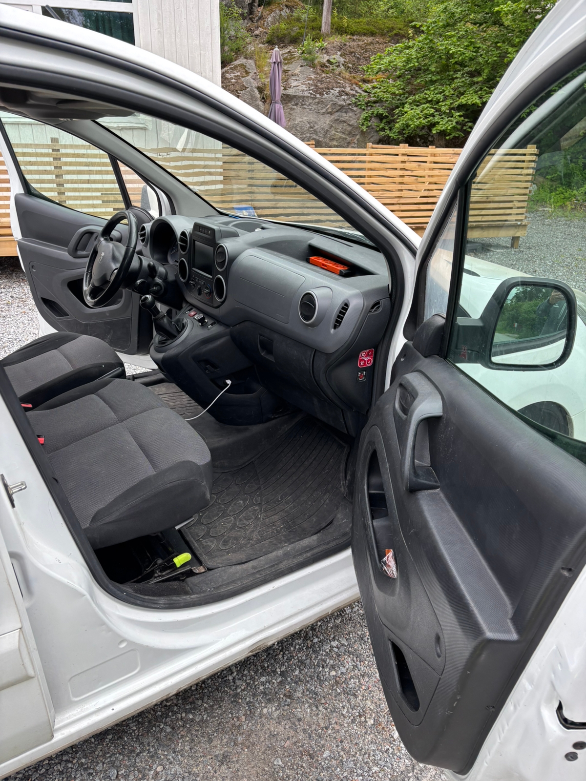Peugeot Partner BlueHDi 100 2017, bild 7/7
