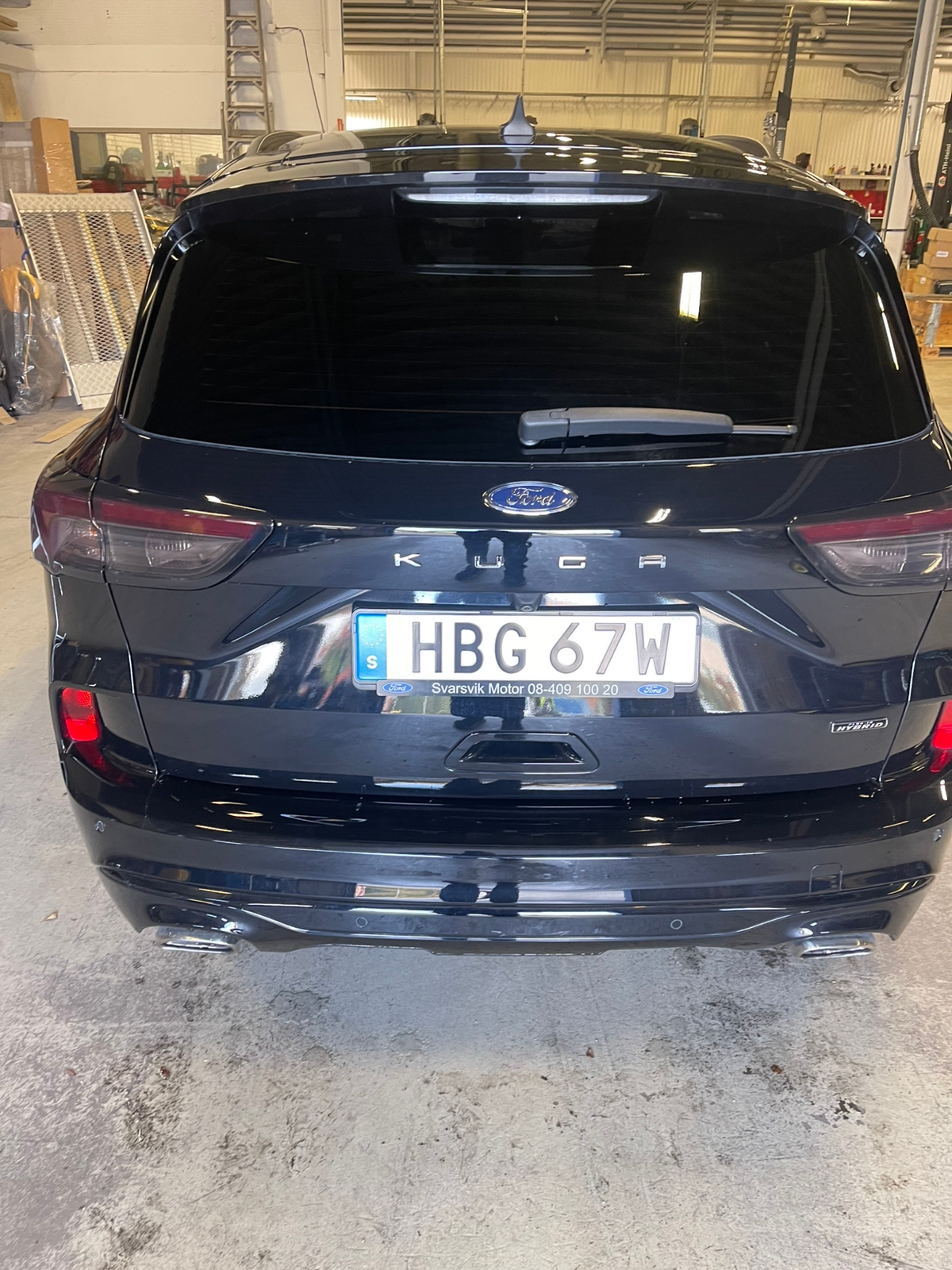 Ford Kuga Plug-In Hybrid E-CVT 2022, bild 4/6