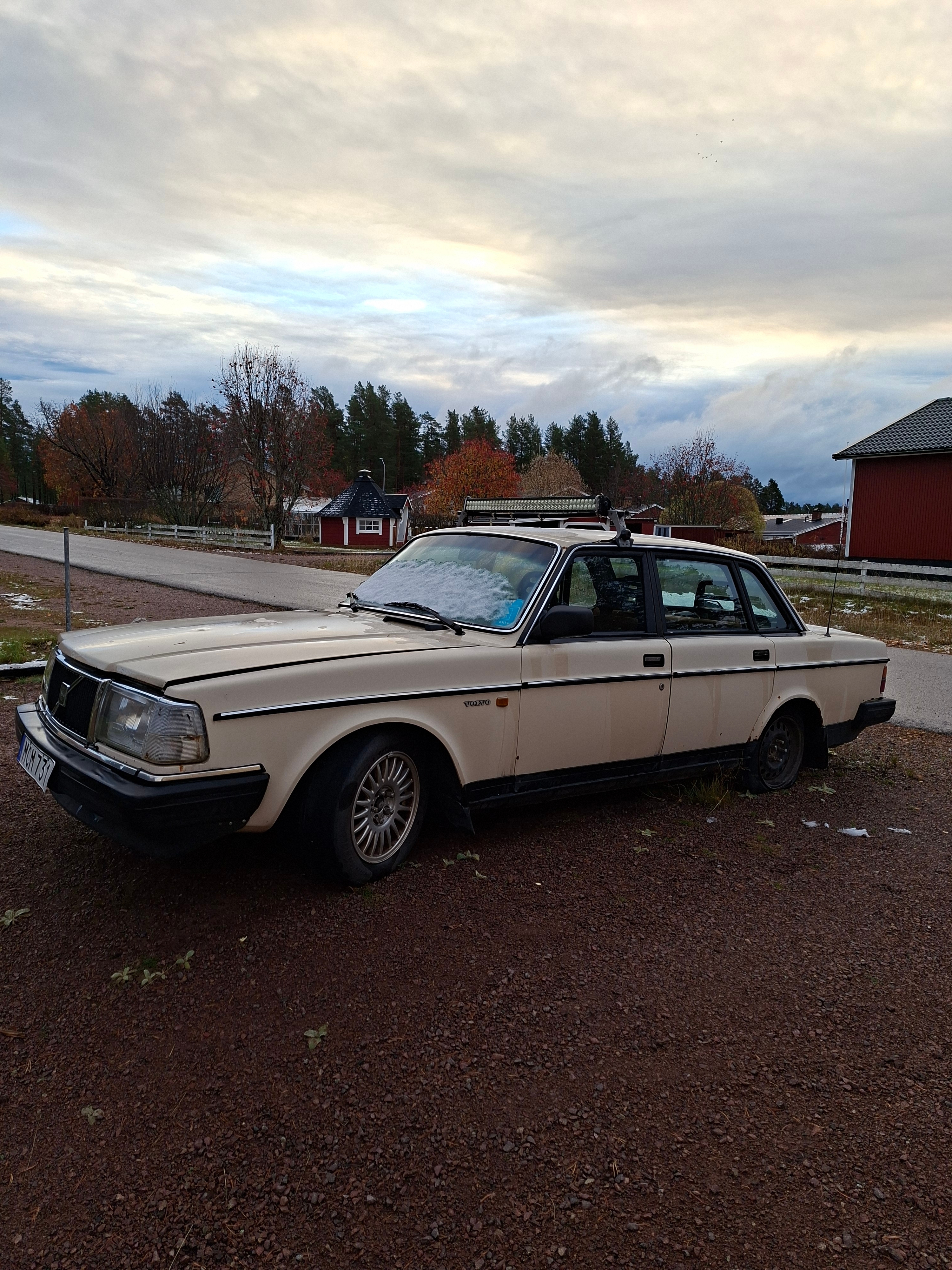 Volvo 240 1987, bild 2/5