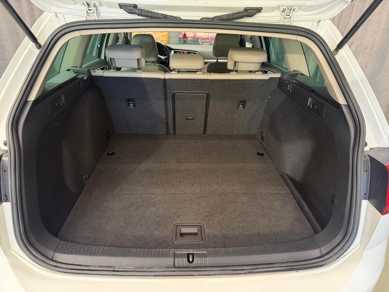 Volkswagen Golf 1.6 TDI 2017, bild 8/8