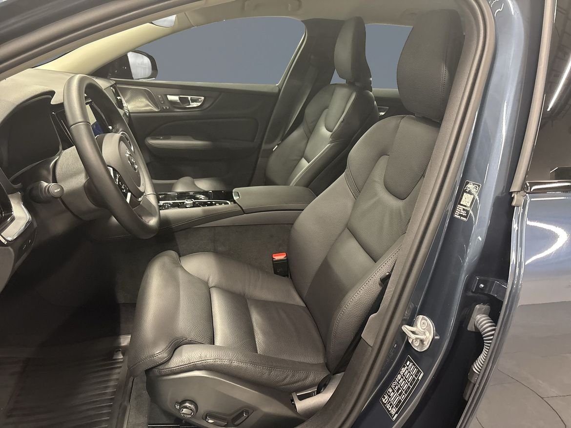 Volvo V60 T6 Plus Dark Nordic 2026, bild 6/15