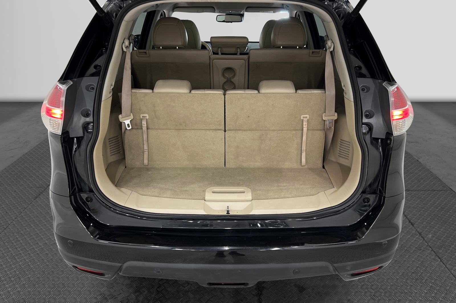 Nissan X-Trail 1.6 dCi 2016, bild 3/10