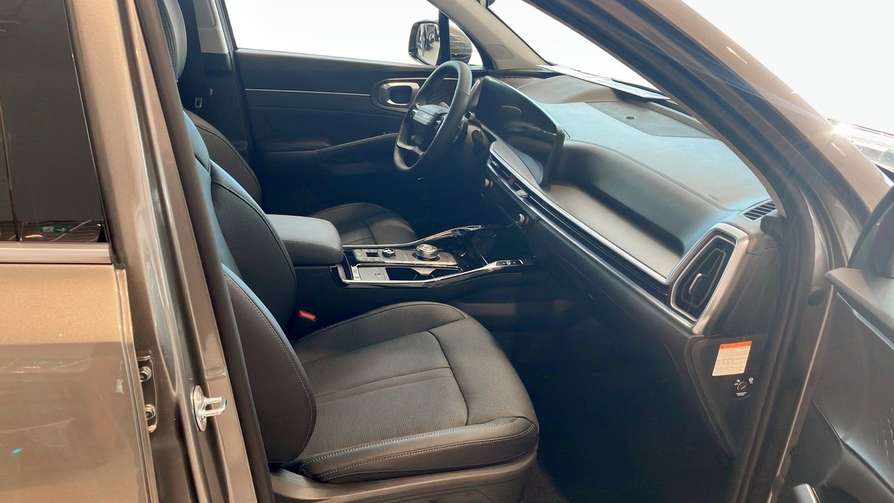 Kia Sorento 1.6 T-GDI Plug-in-Hybrid 2027, bild 3/9