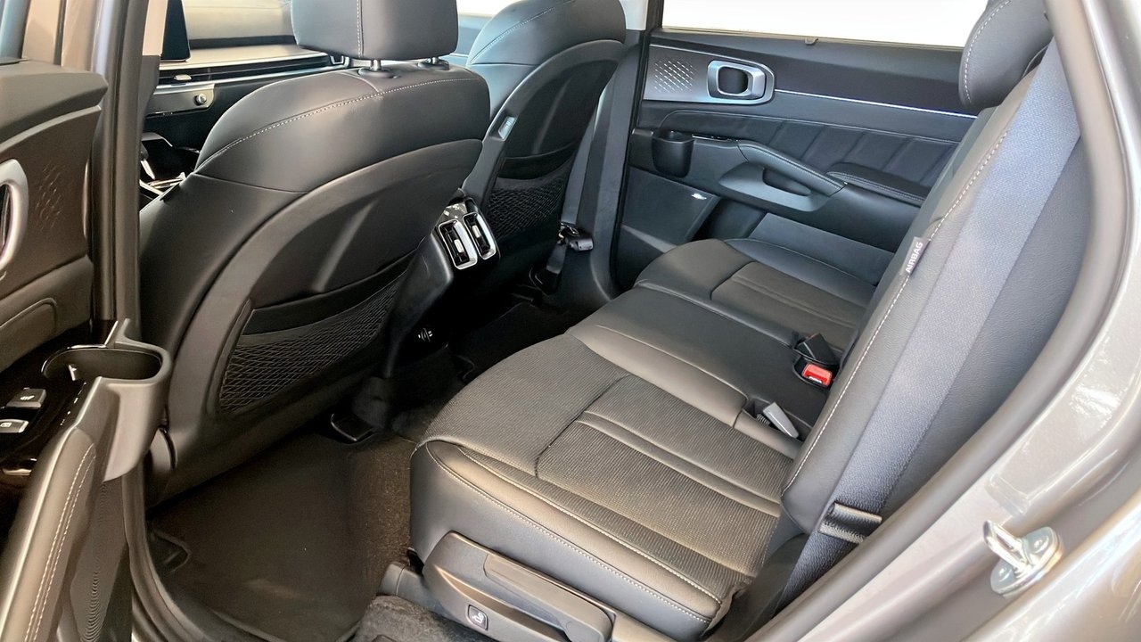 Kia Sorento 1.6 T-GDI Plug-in-Hybrid 2027, bild 5/9