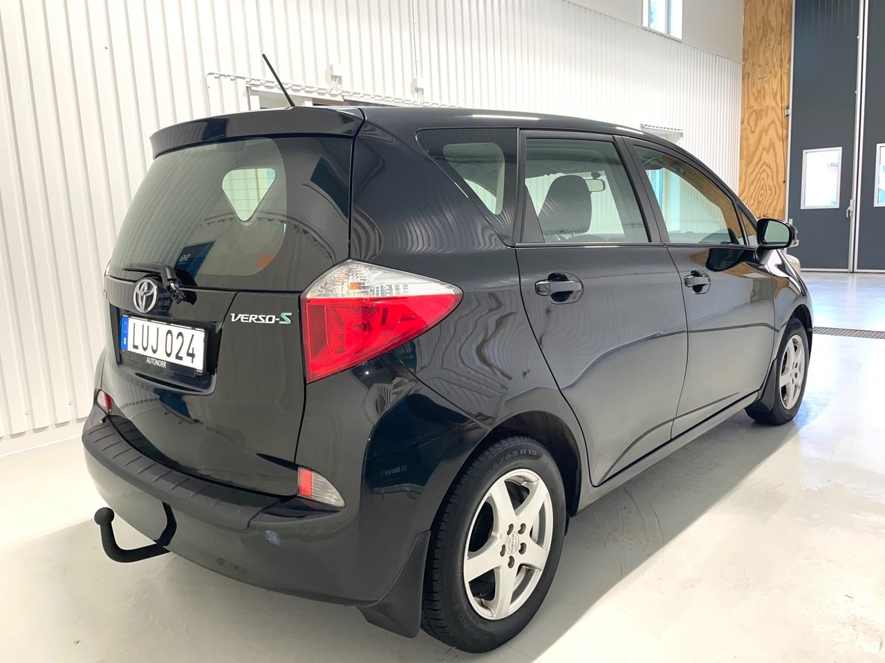 Toyota Verso-S 1.33 2012, bild 4/10