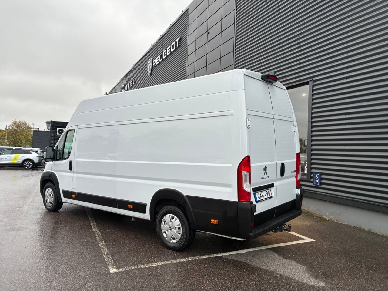 Peugeot Boxer 435 2.2 BlueHDi 165 Pro 2023, bild 3/10