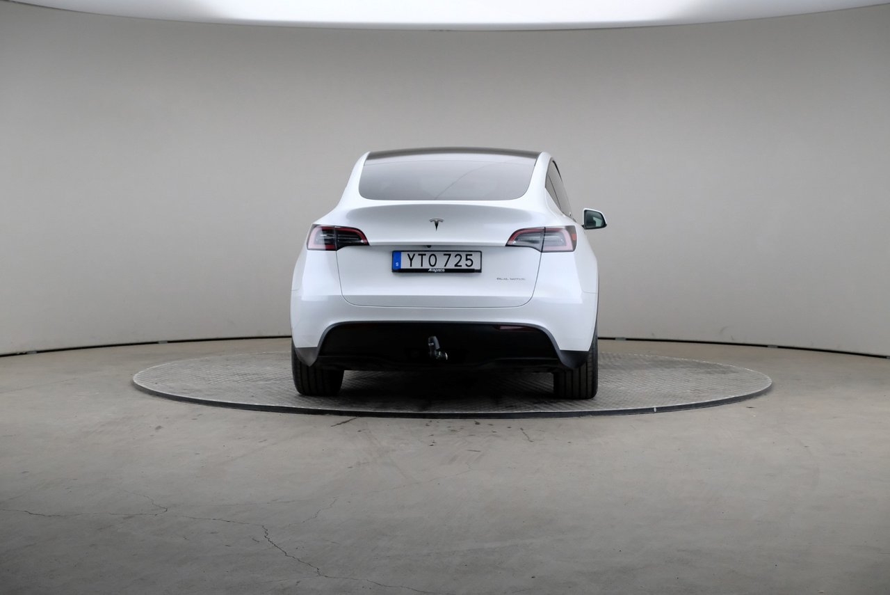 Tesla Model Y 2023, bild 5/10