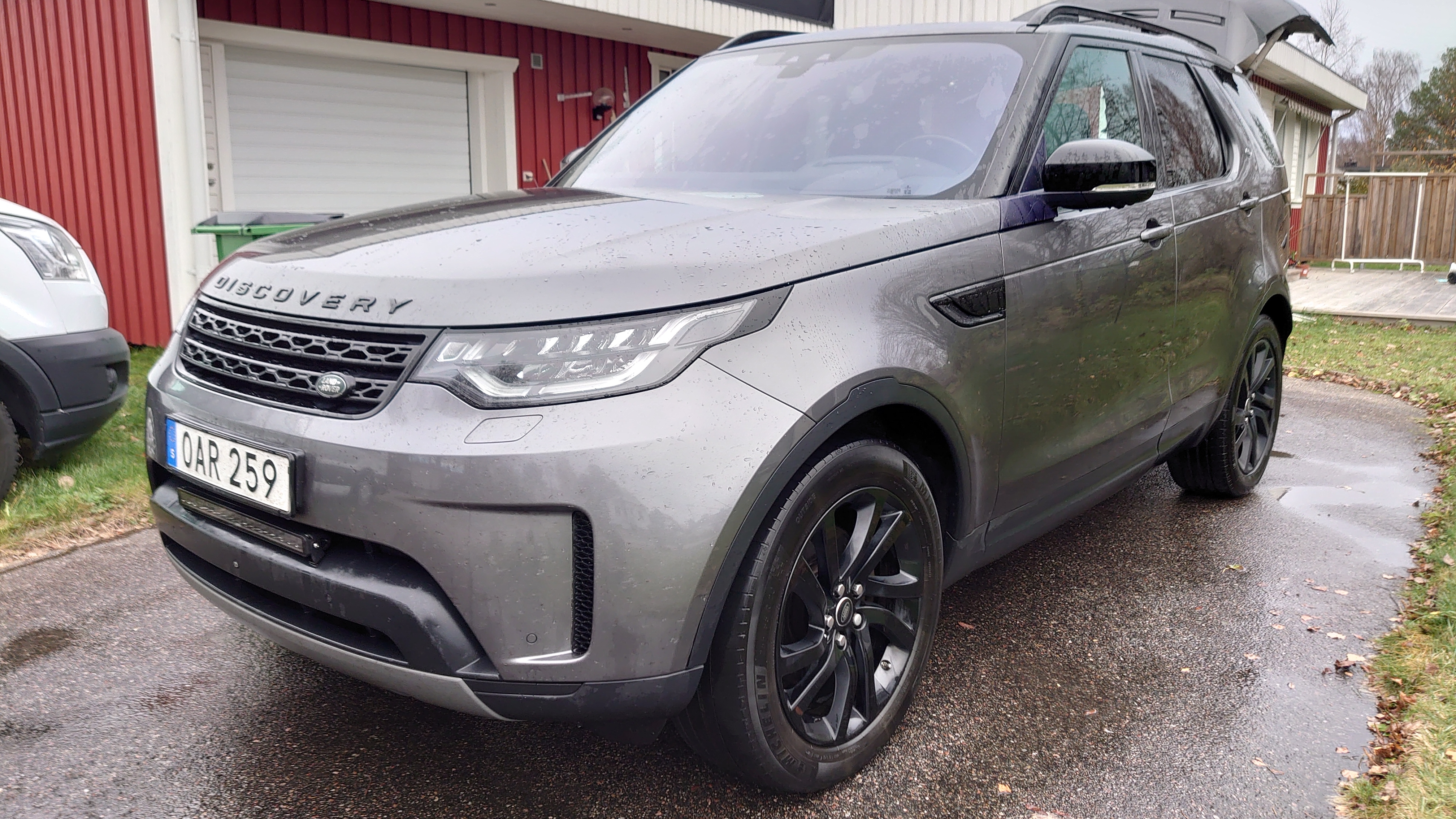 Land Rover Discovery Td6 2018, bild 2/10
