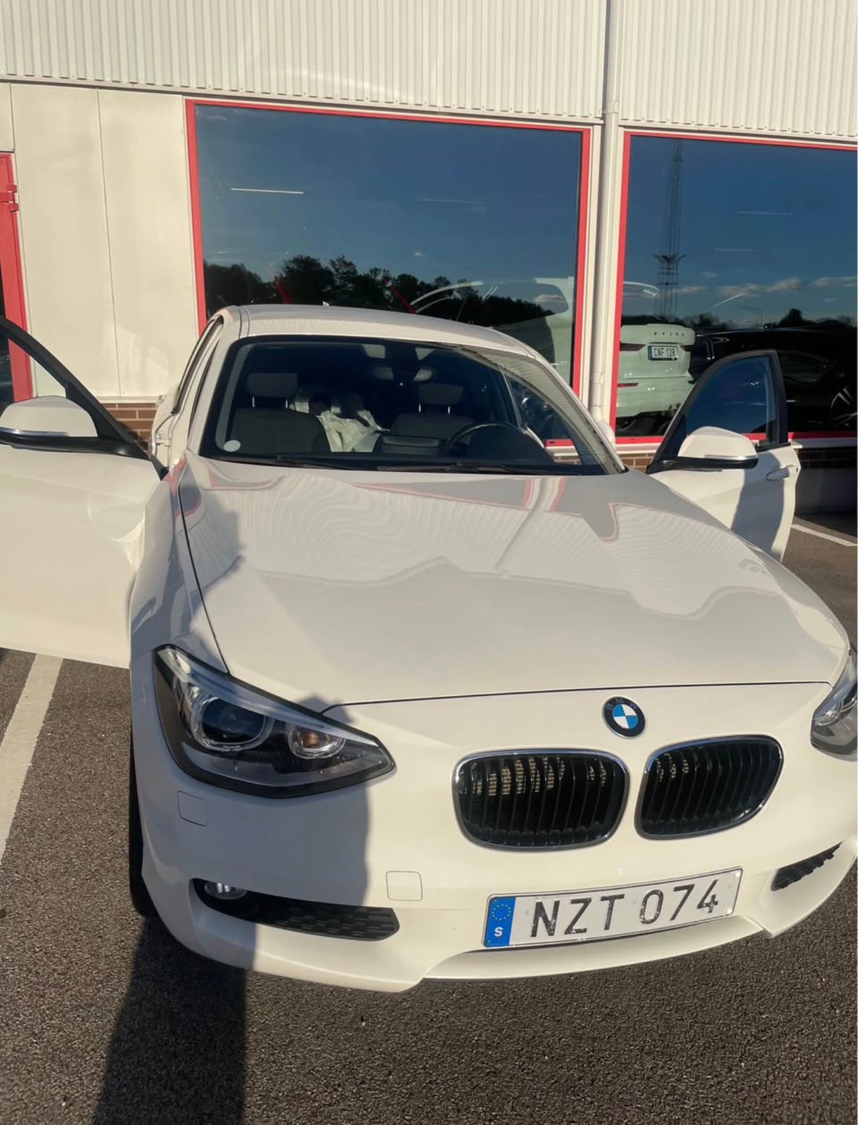 BMW 116i 2014, bild 2/8