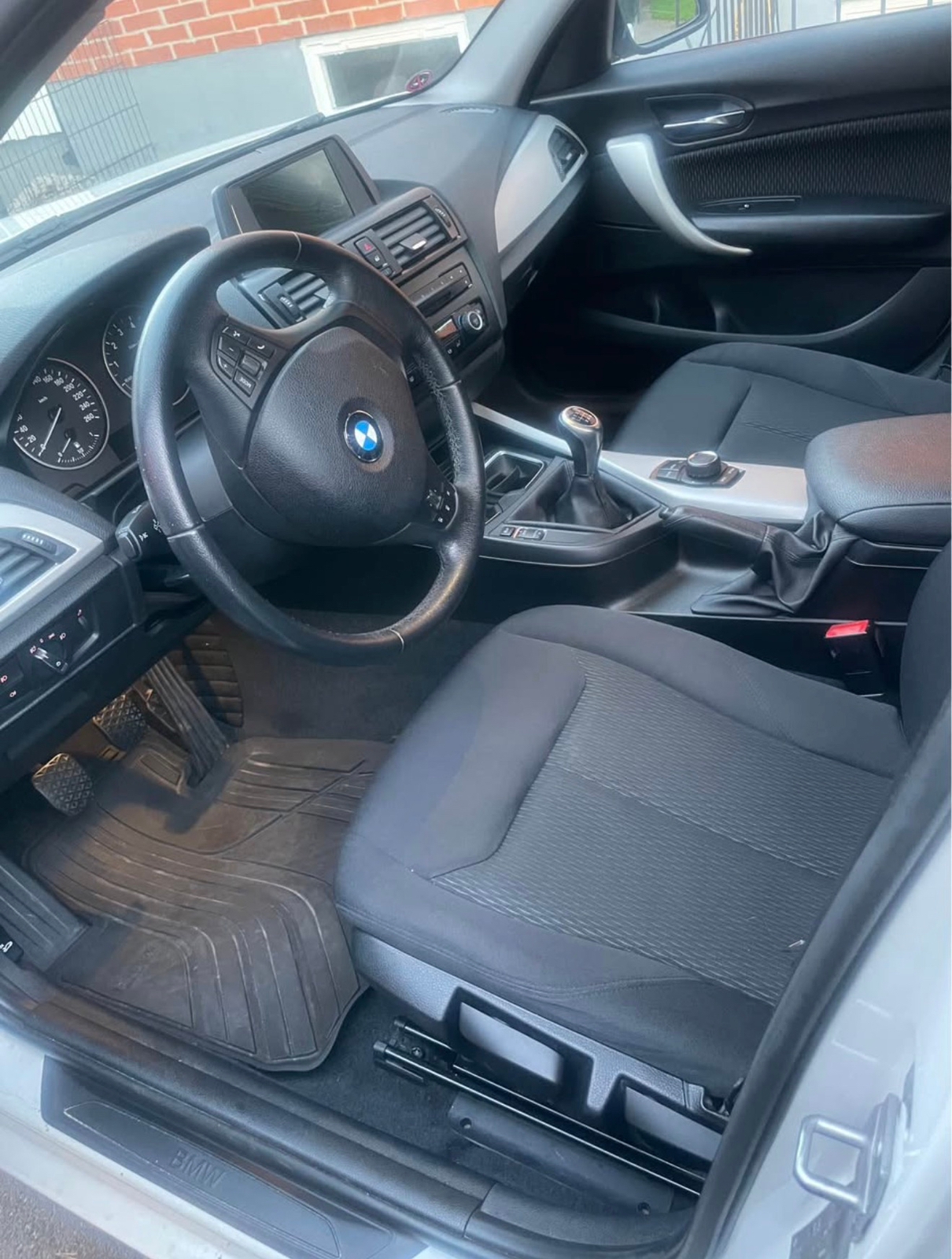 BMW 116i 2014, bild 6/8