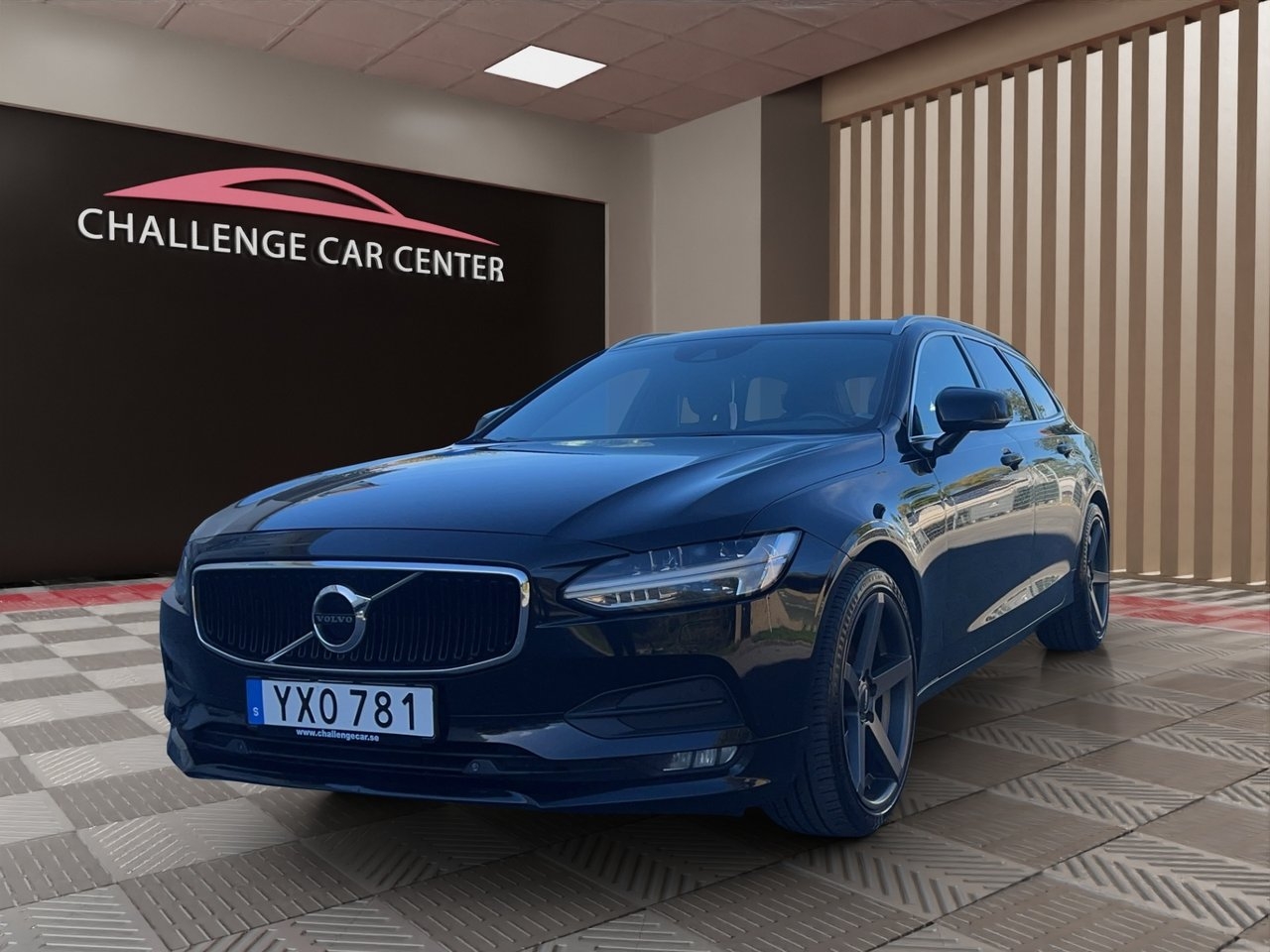 Volvo V90 D4