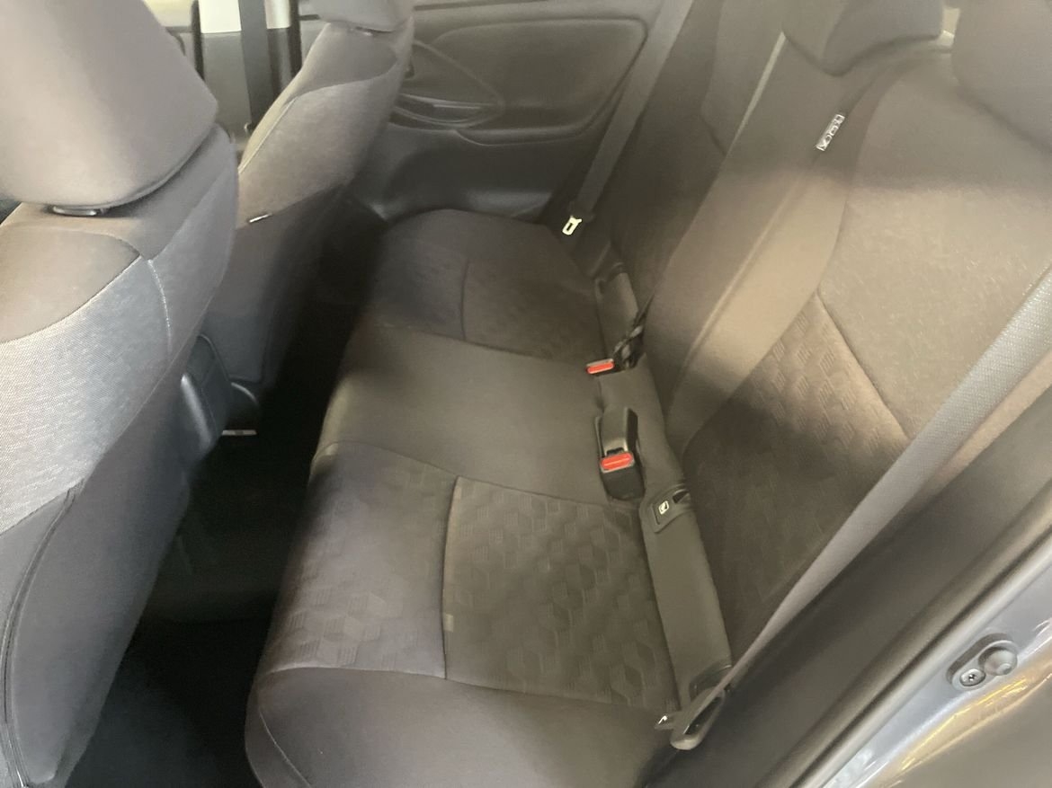 Toyota Yaris 1.5 Hybrid 116 Active Plus 2026, photo 7/10