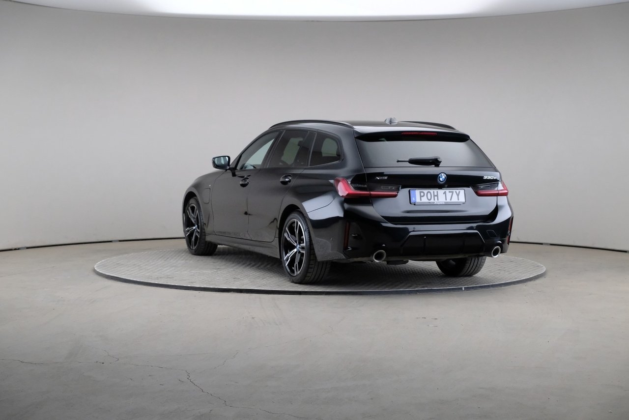 BMW 330e M Sport 2024, bild 2/10