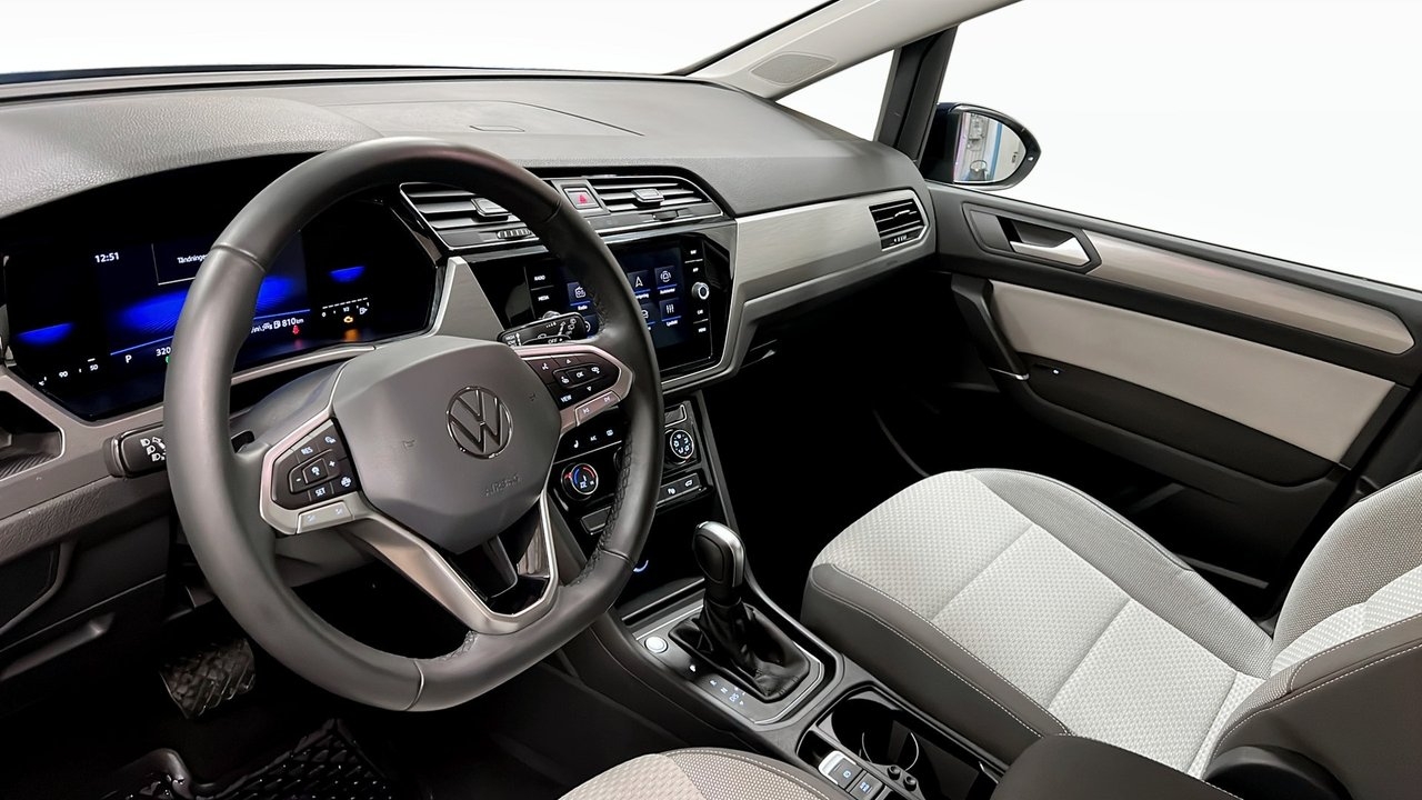 Volkswagen Touran 1.5 TSI Life 2026, bild 7/10