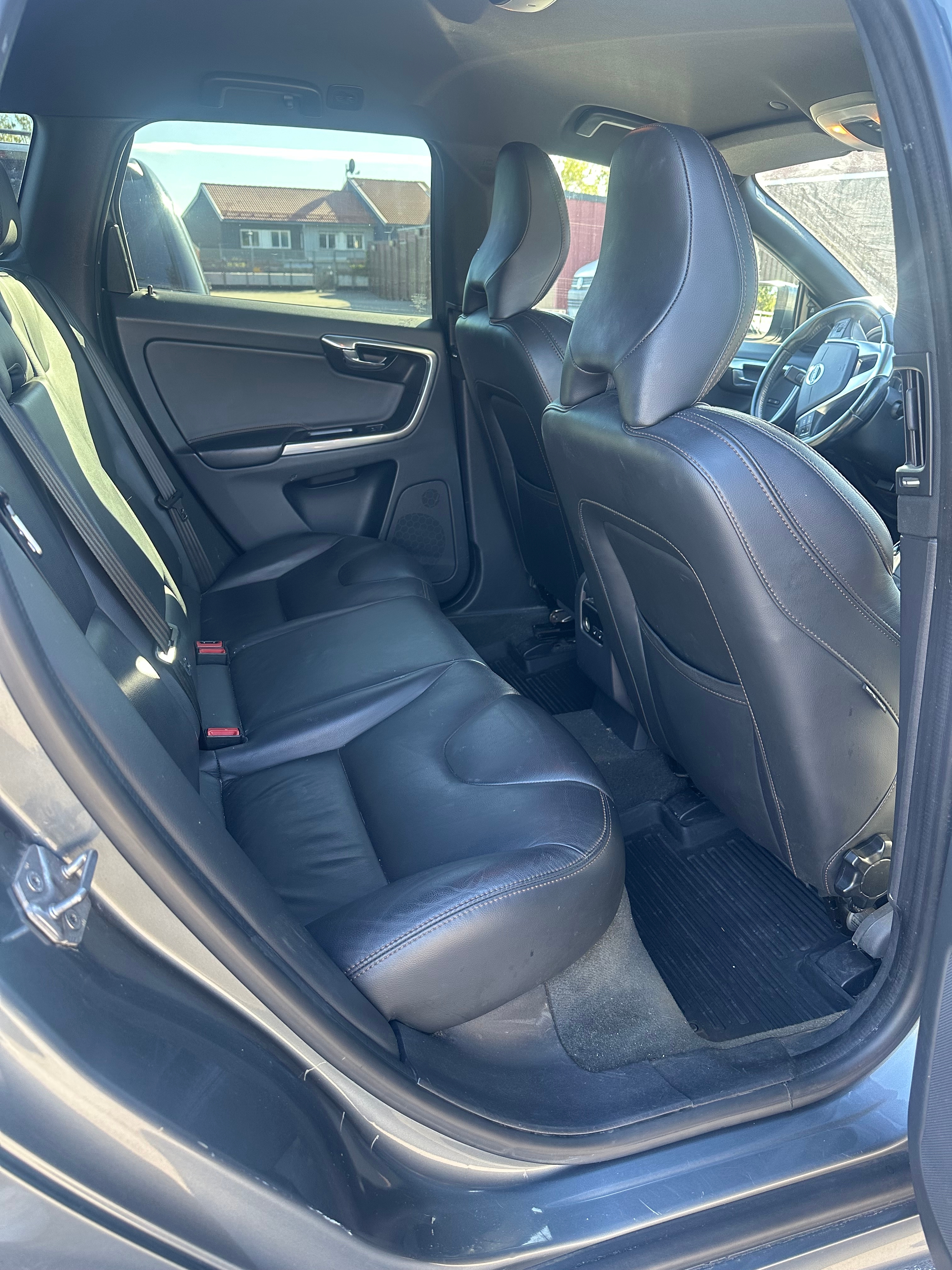 Volvo XC60 D4 2017, bild 3/10