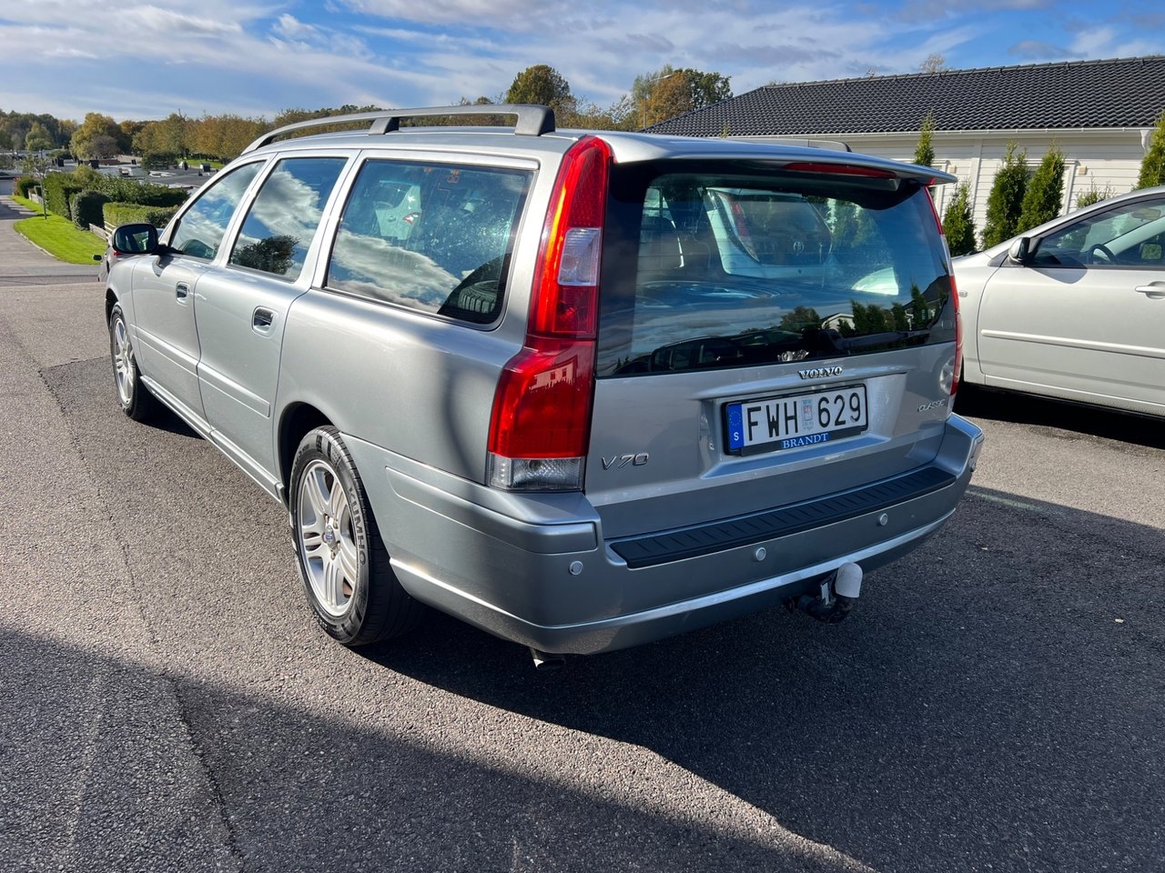 Volvo V70 2.4 Momentum Classic 2008, kuva 6/10