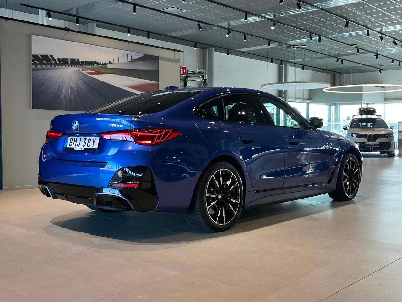 BMW i4 M60 M Sport 2026, photo 4/22