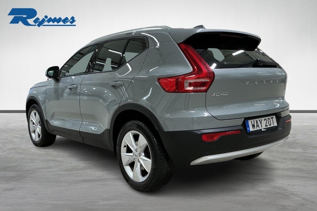 Volvo XC40 B4 Core 2024, bild 2/10