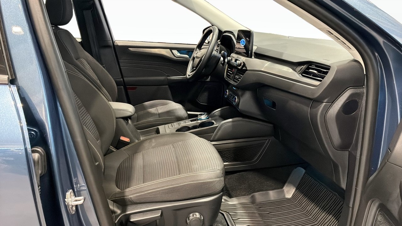 Ford Kuga TITANIUM FWD 225HK PHEV 2024, bild 3/10