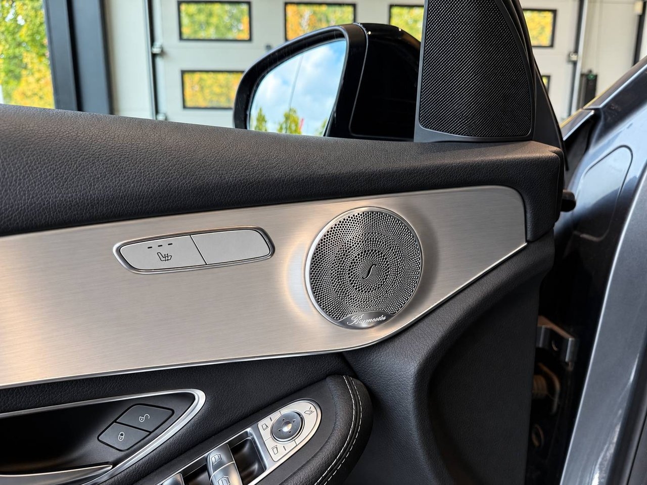 Mercedes-Benz GLC 2017, bild 6/9