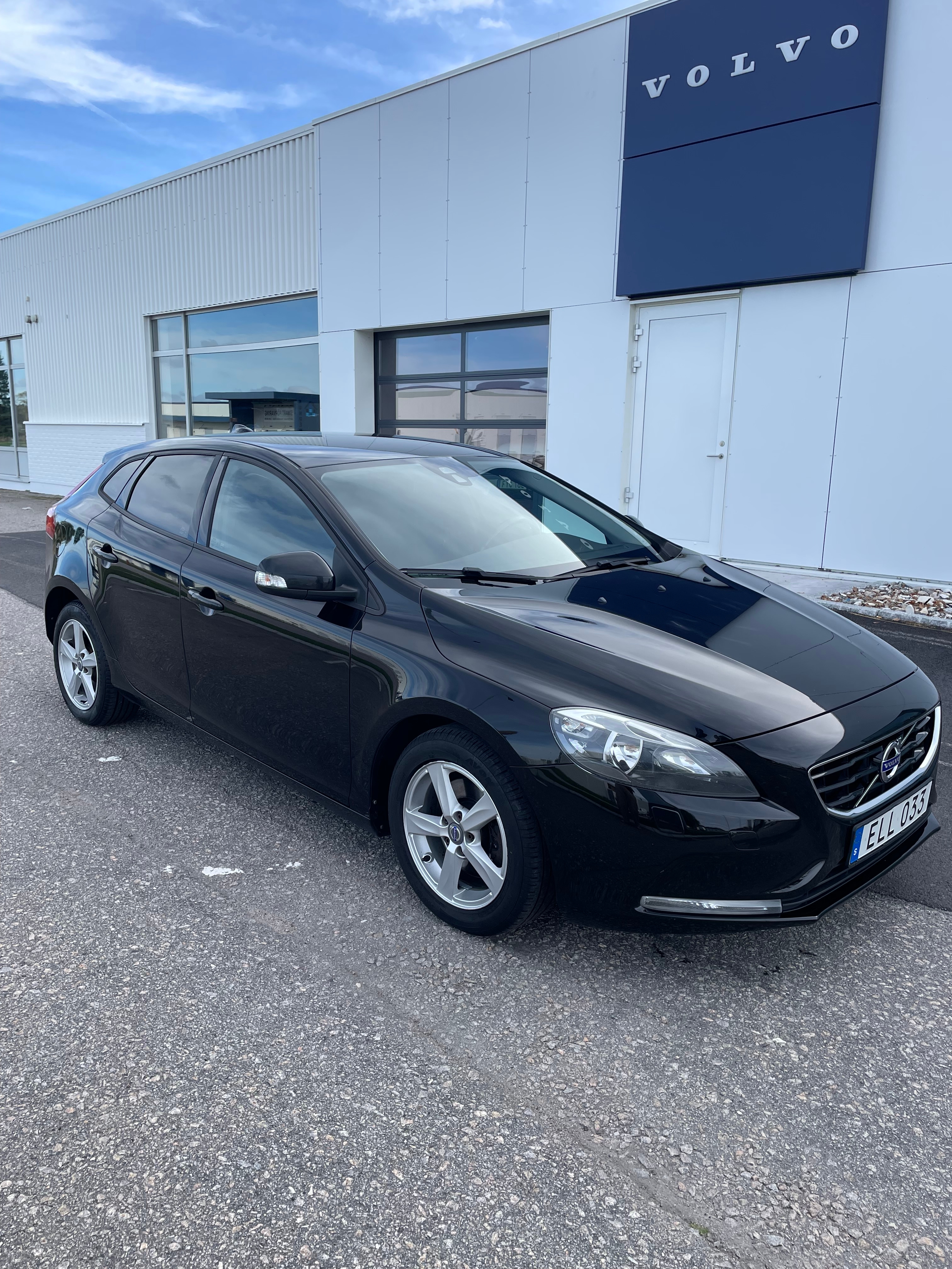 Volvo V40 T2 Kinetic 2015, bild 2/10