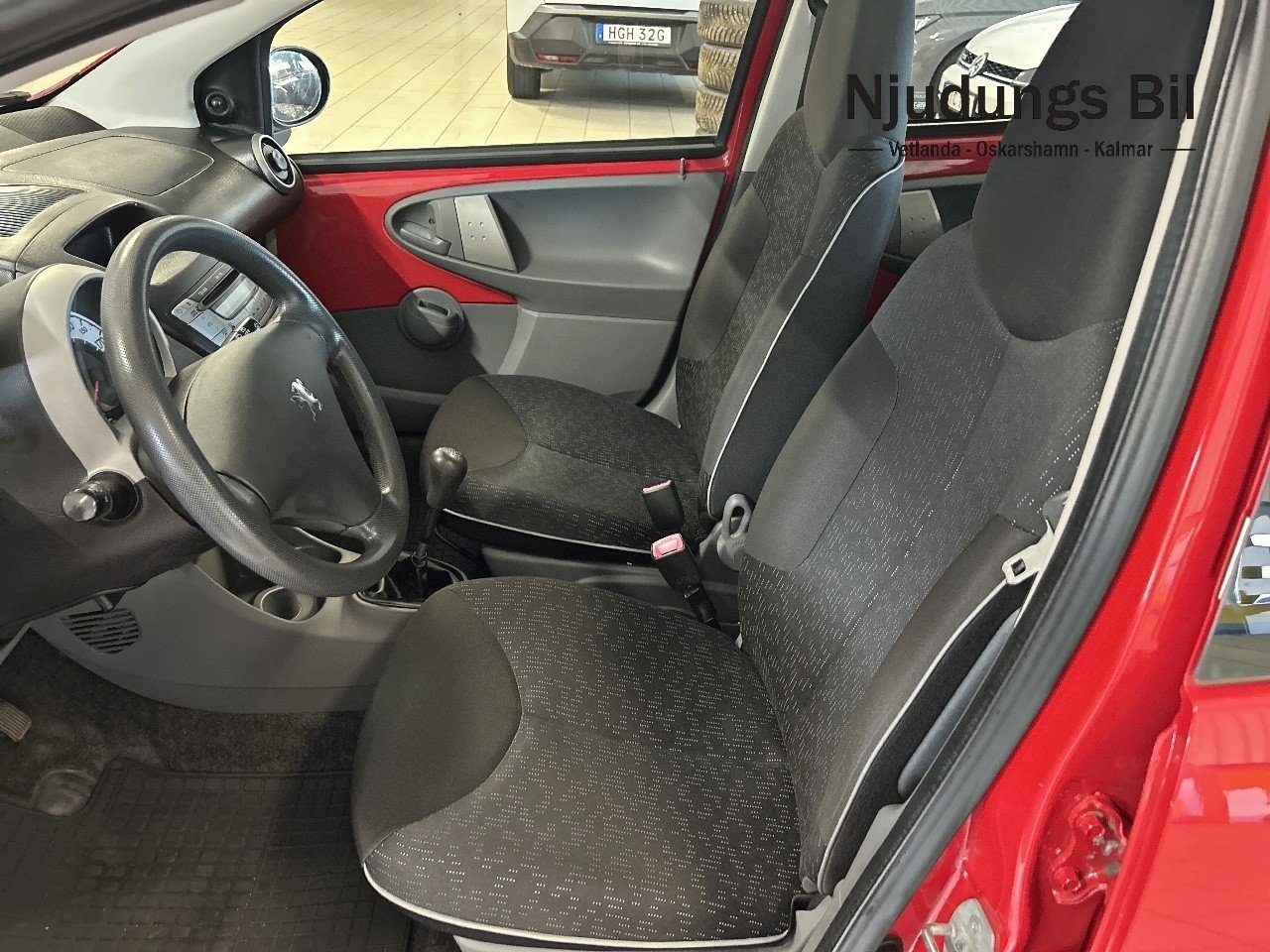 Peugeot 107 1.0 70 2010, bild 6/10