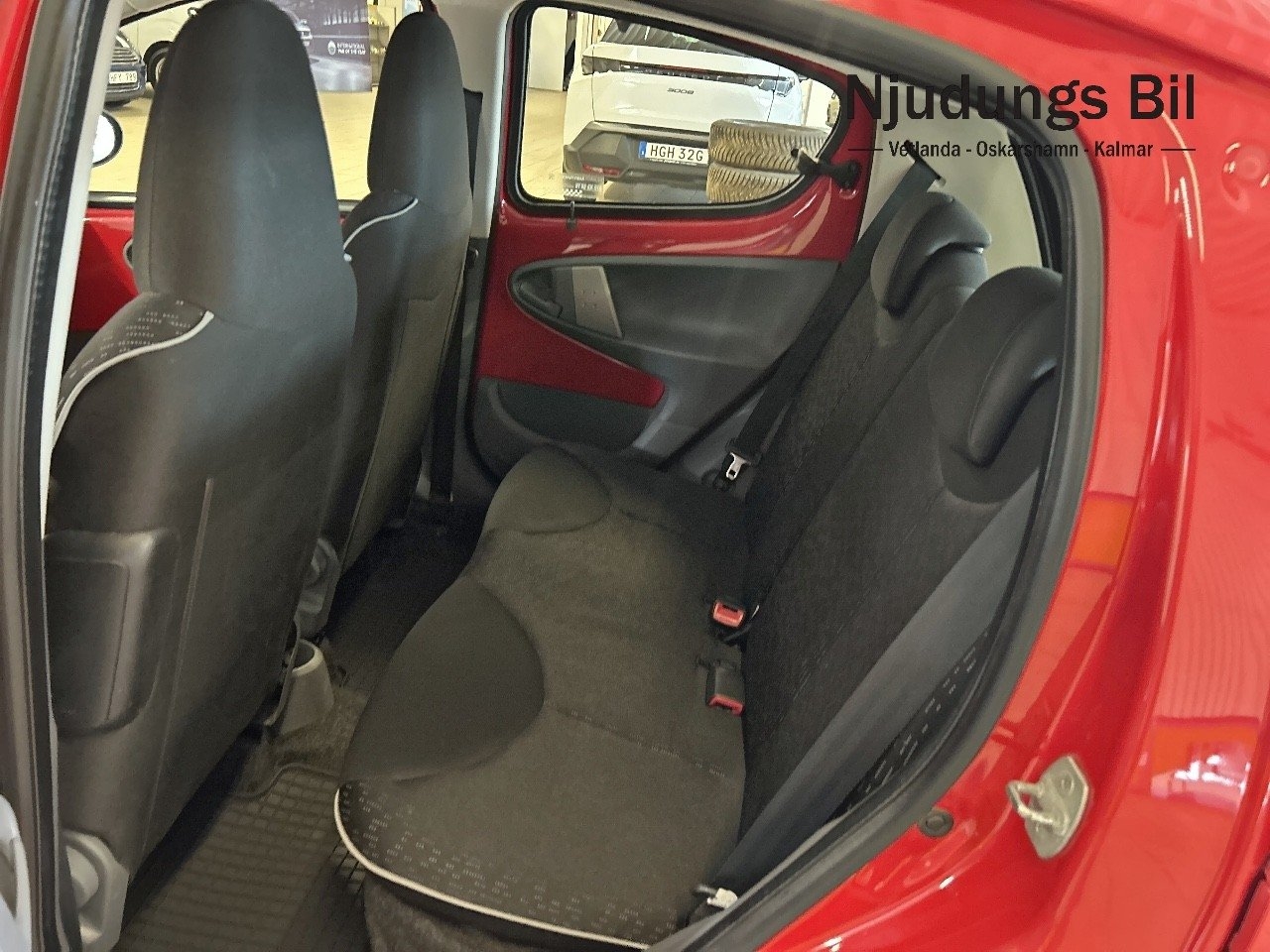 Peugeot 107 1.0 70 2010, bild 7/10