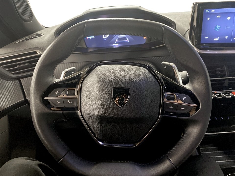Peugeot 2008 1.2 PureTech 130 Allure 2025, bild 7/10