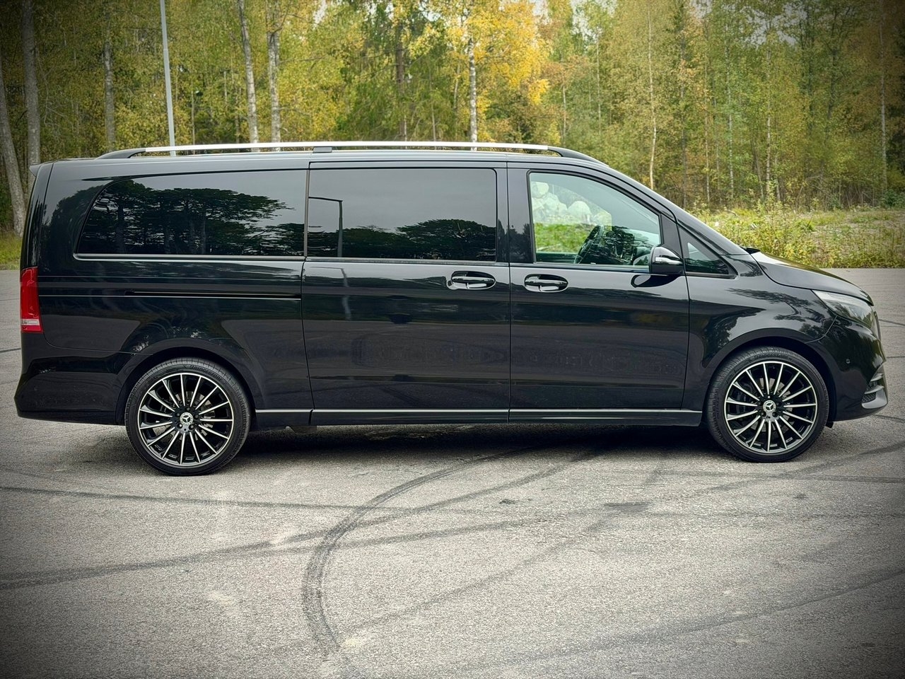 Mercedes-Benz V 300d 4MATIC AMG 2023, kuva 6/10
