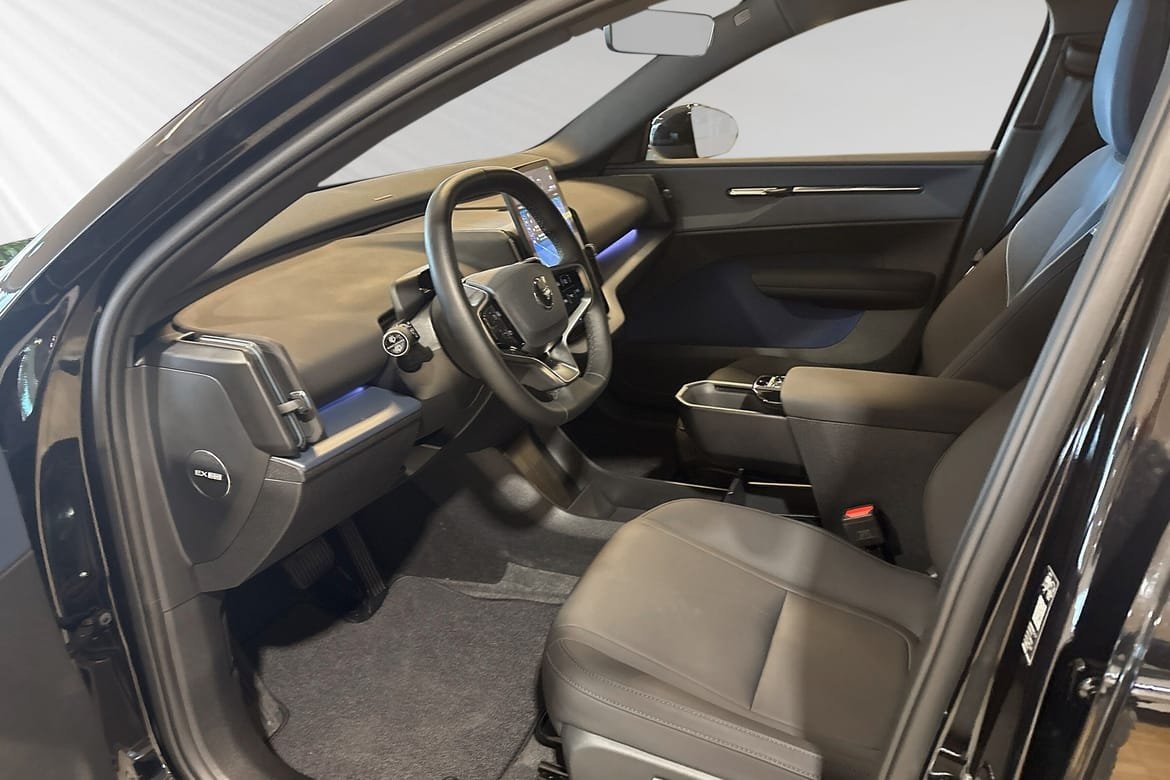 Volvo EX30 2026, bild 7/10