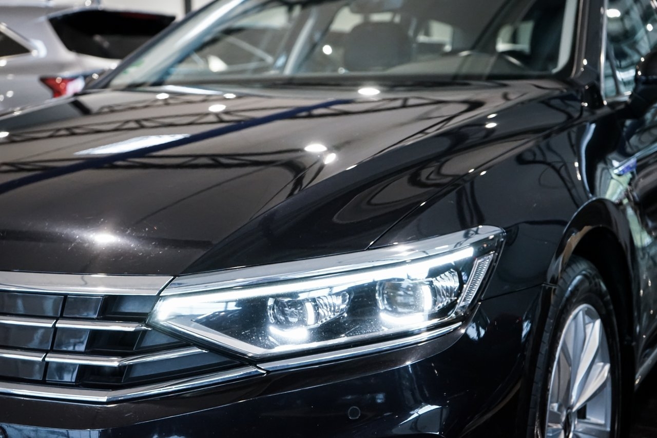 Volkswagen Passat 2023, bild 4/10