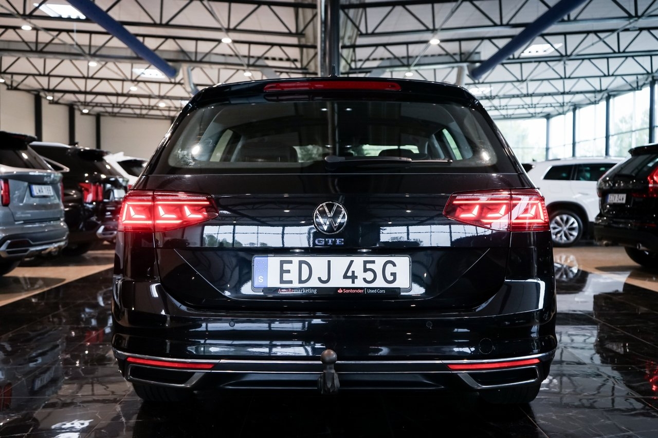 Volkswagen Passat 2023, bild 7/10