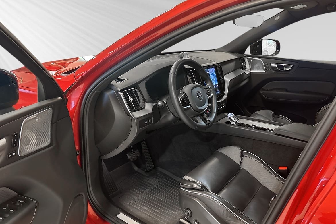 Volvo XC60 T6 Ultimate Dark 2024, bild 7/10