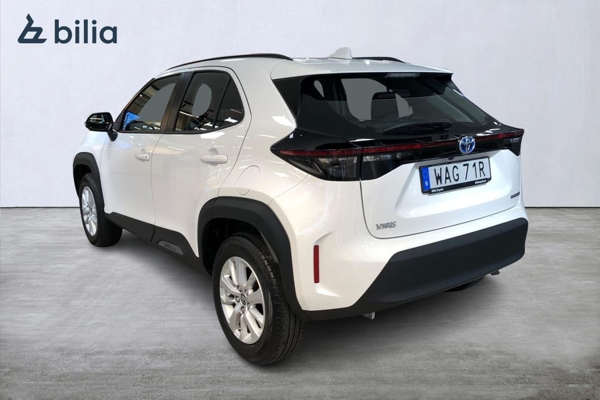 Toyota Yaris Cross 1.5 Hybrid 116 Active 2023, bild 2/21